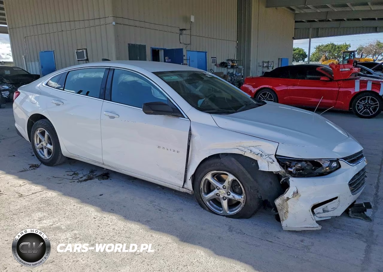2018 Chevrolet Malibu Ls VIN:1G1ZB5ST0JF247158 - 4