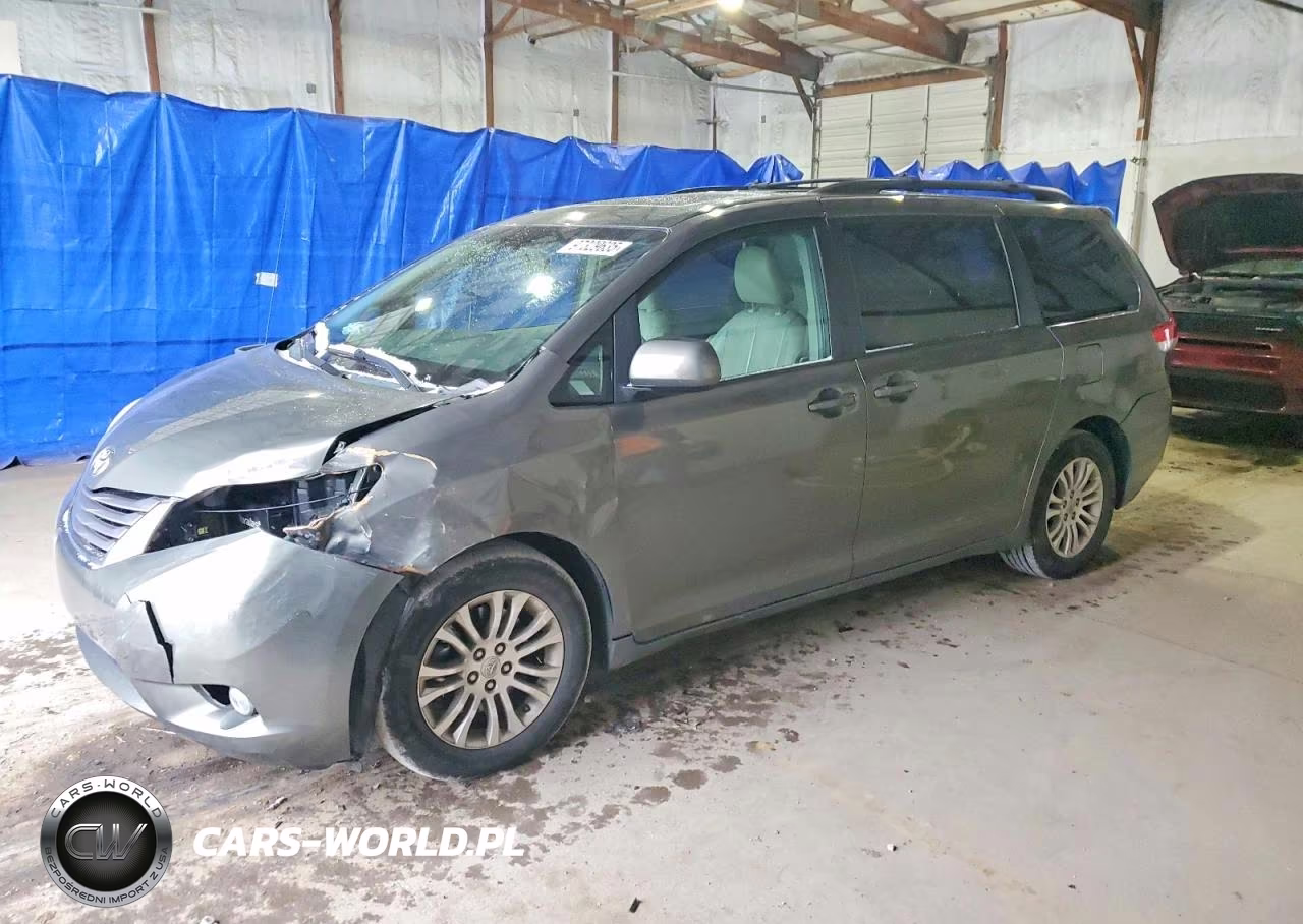 2012 Toyota Sienna Xle
