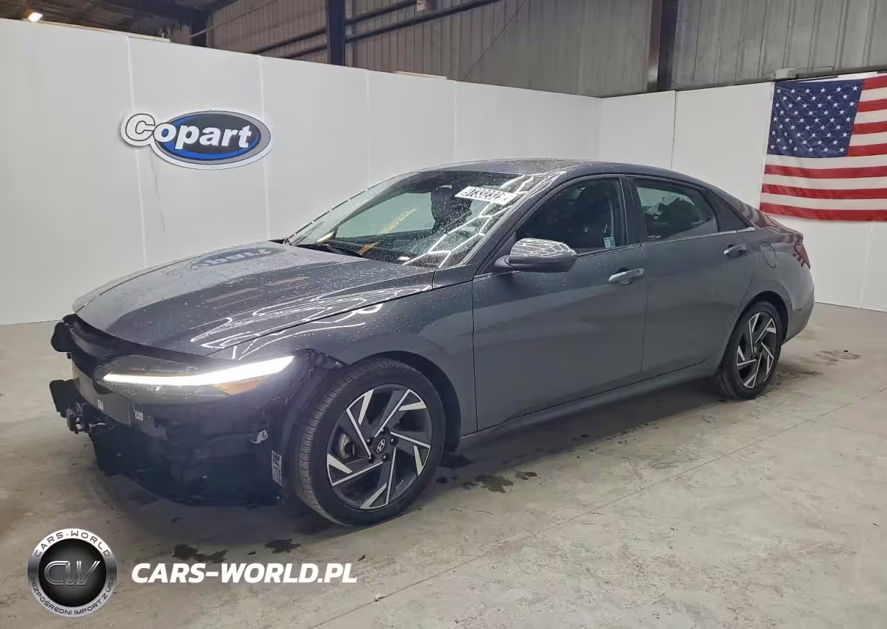 2025 Hyundai Elantra Sel