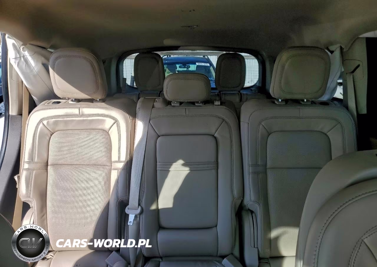 2020 Lincoln Aviator Reserve VIN:5LM5J7XC4LGL22415 - 10