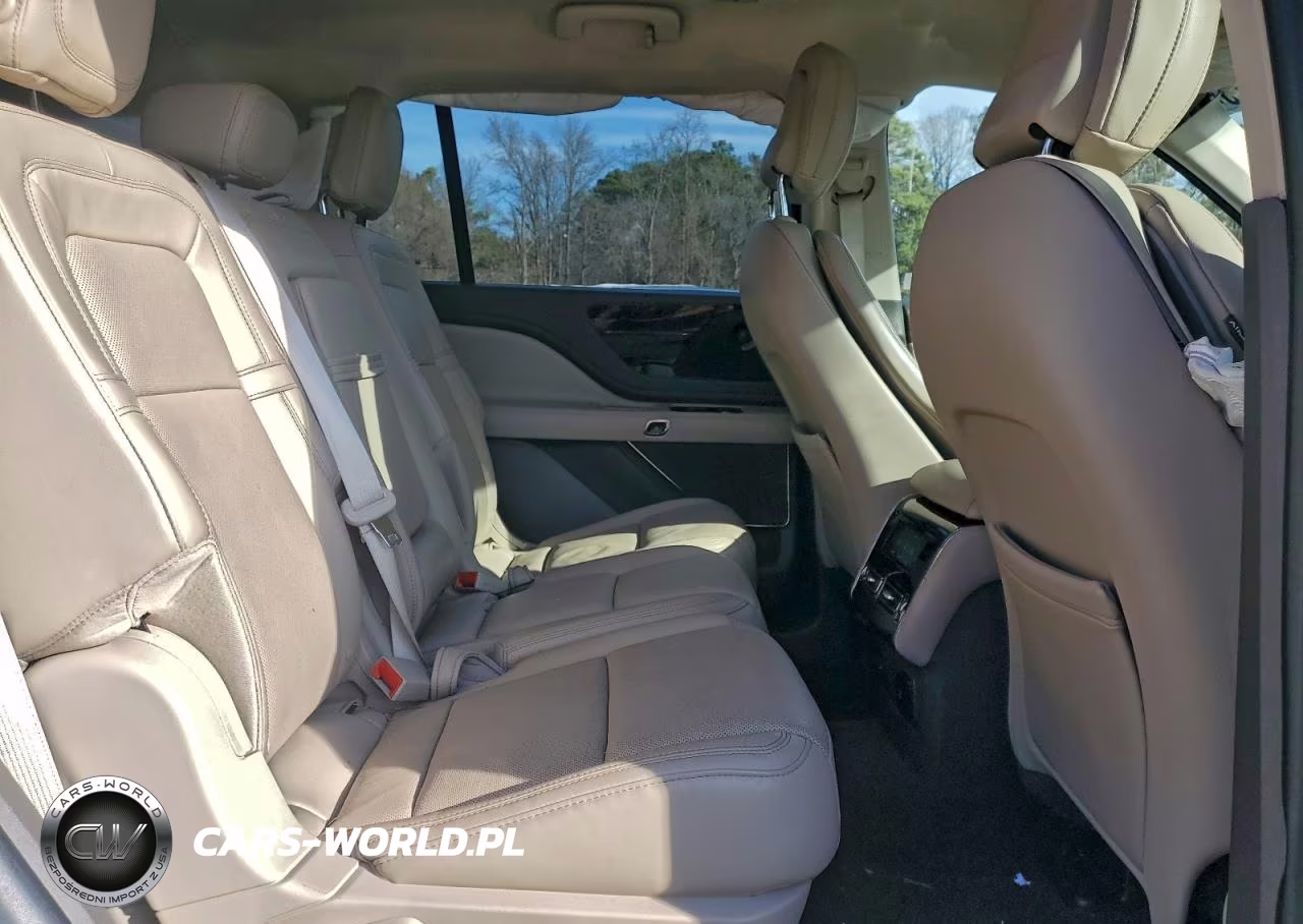 2020 Lincoln Aviator Reserve VIN:5LM5J7XC4LGL22415 - 11