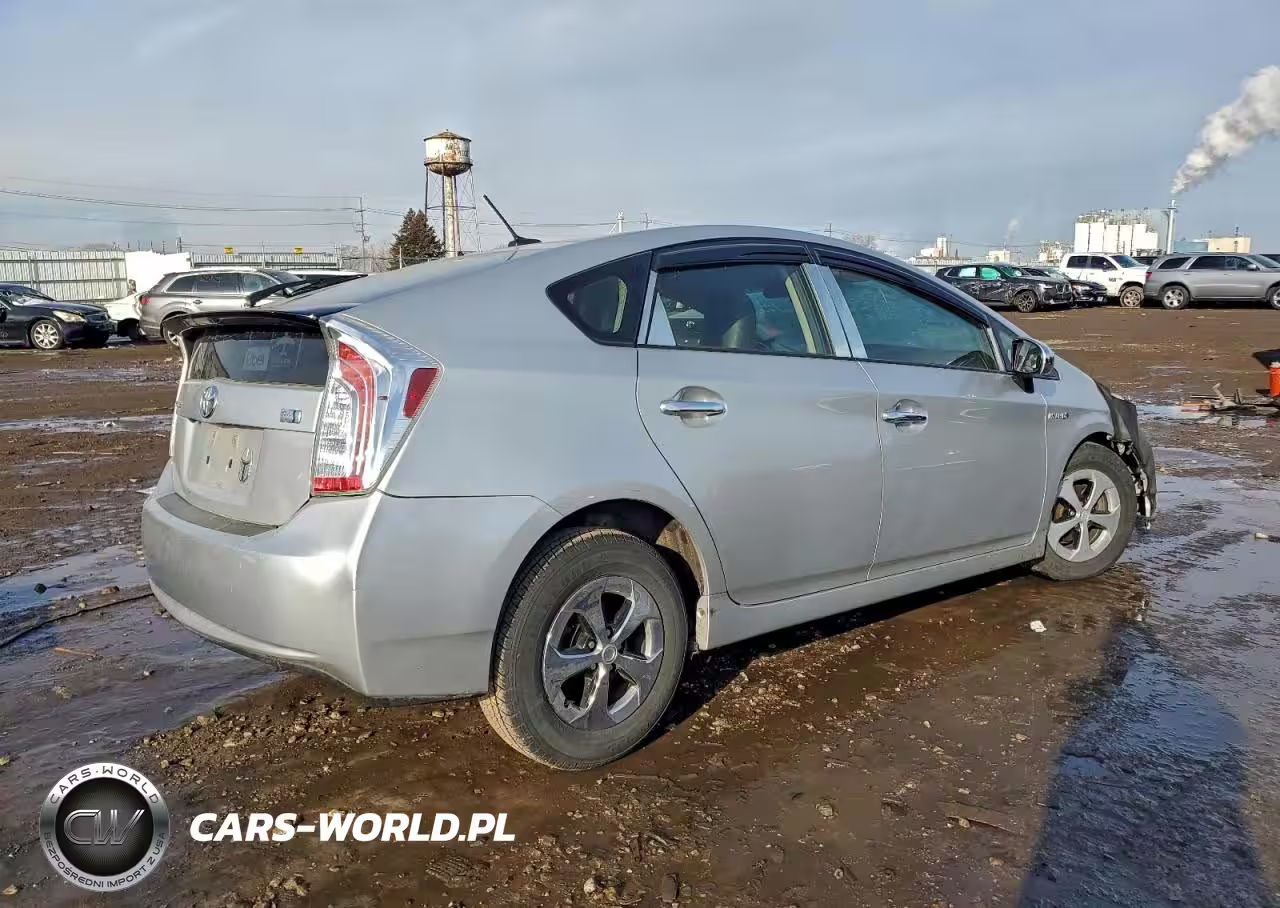 2013 Toyota Prius VIN:JTDKN3DU1D1684503 - 3