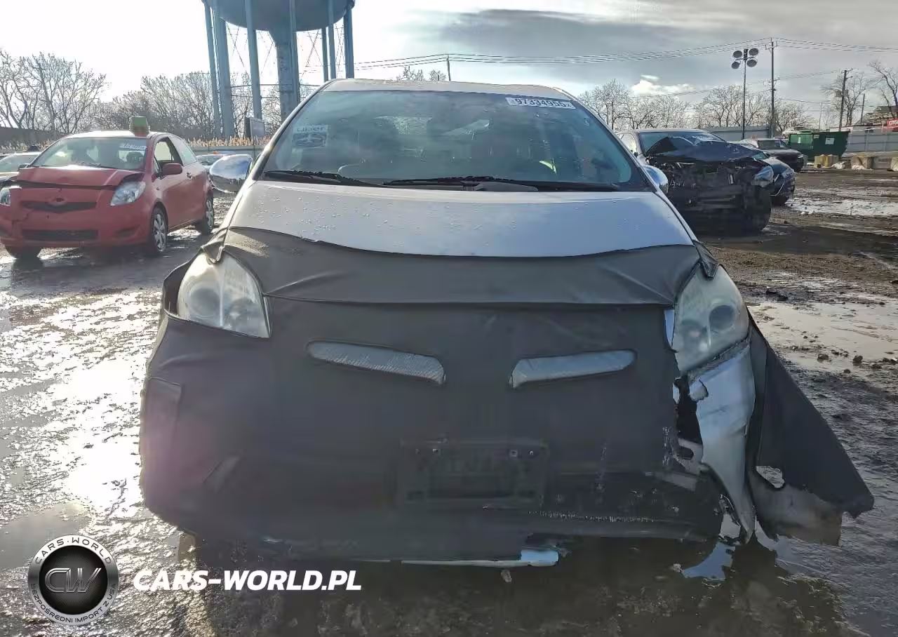 2013 Toyota Prius VIN:JTDKN3DU1D1684503 - 5