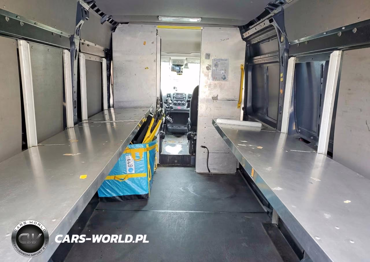 2020 Ram Promaster 3500 Delivery Van VIN:3C6URVJG4LE129314 - 11