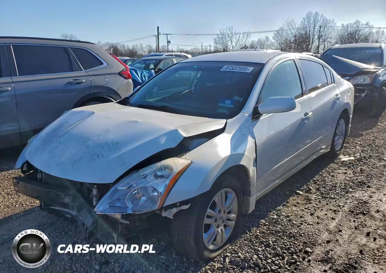 2010 Nissan Altima Base