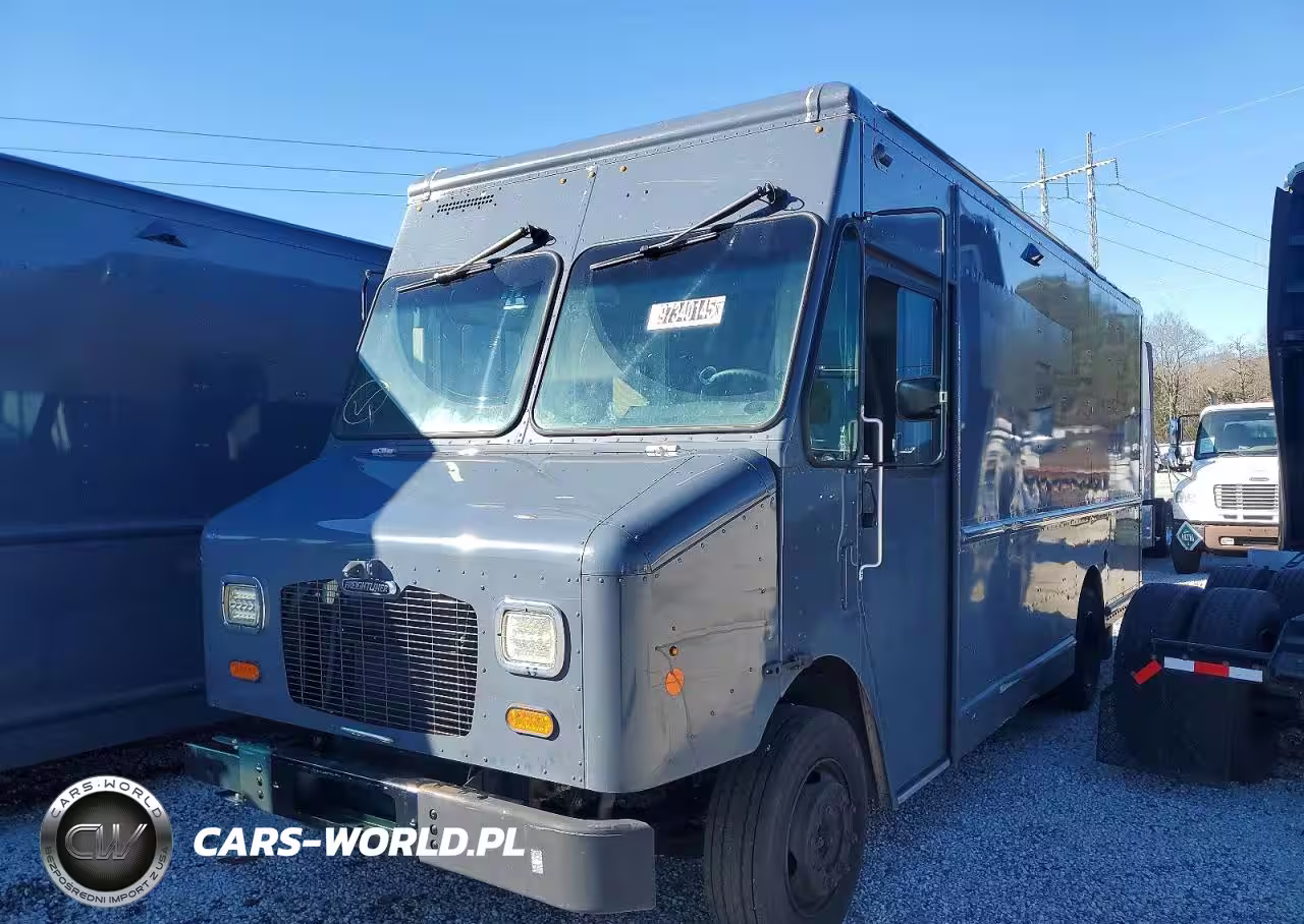 2020 Freightliner Mt 45G Delivery Truck