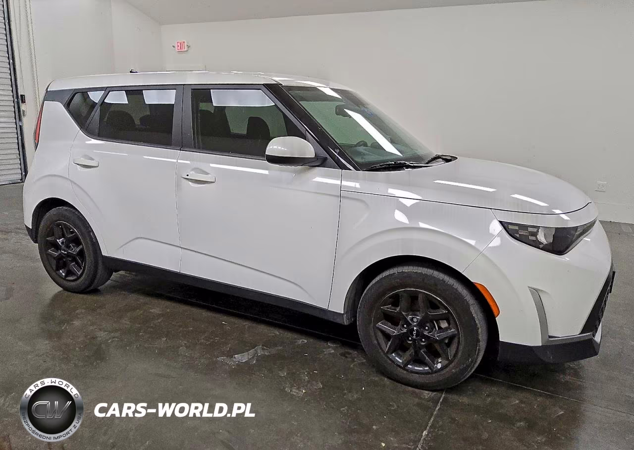 2023 Kia Soul S VIN:KNDJ23AU5P7885430 - 4