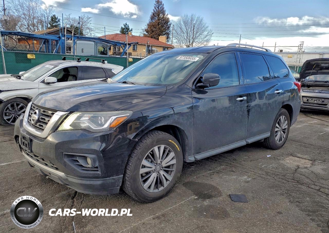2018 Nissan Pathfinder S