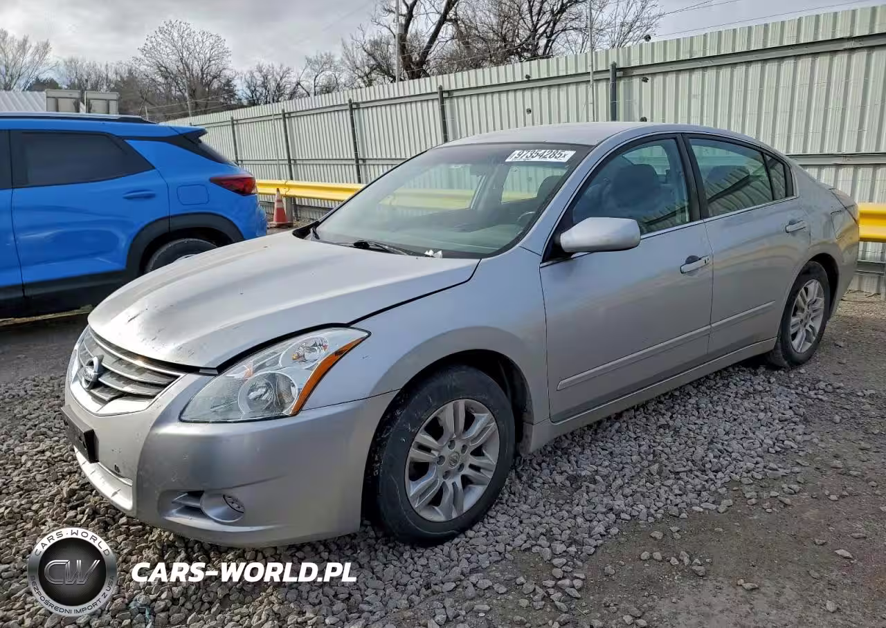 2011 Nissan Altima Base