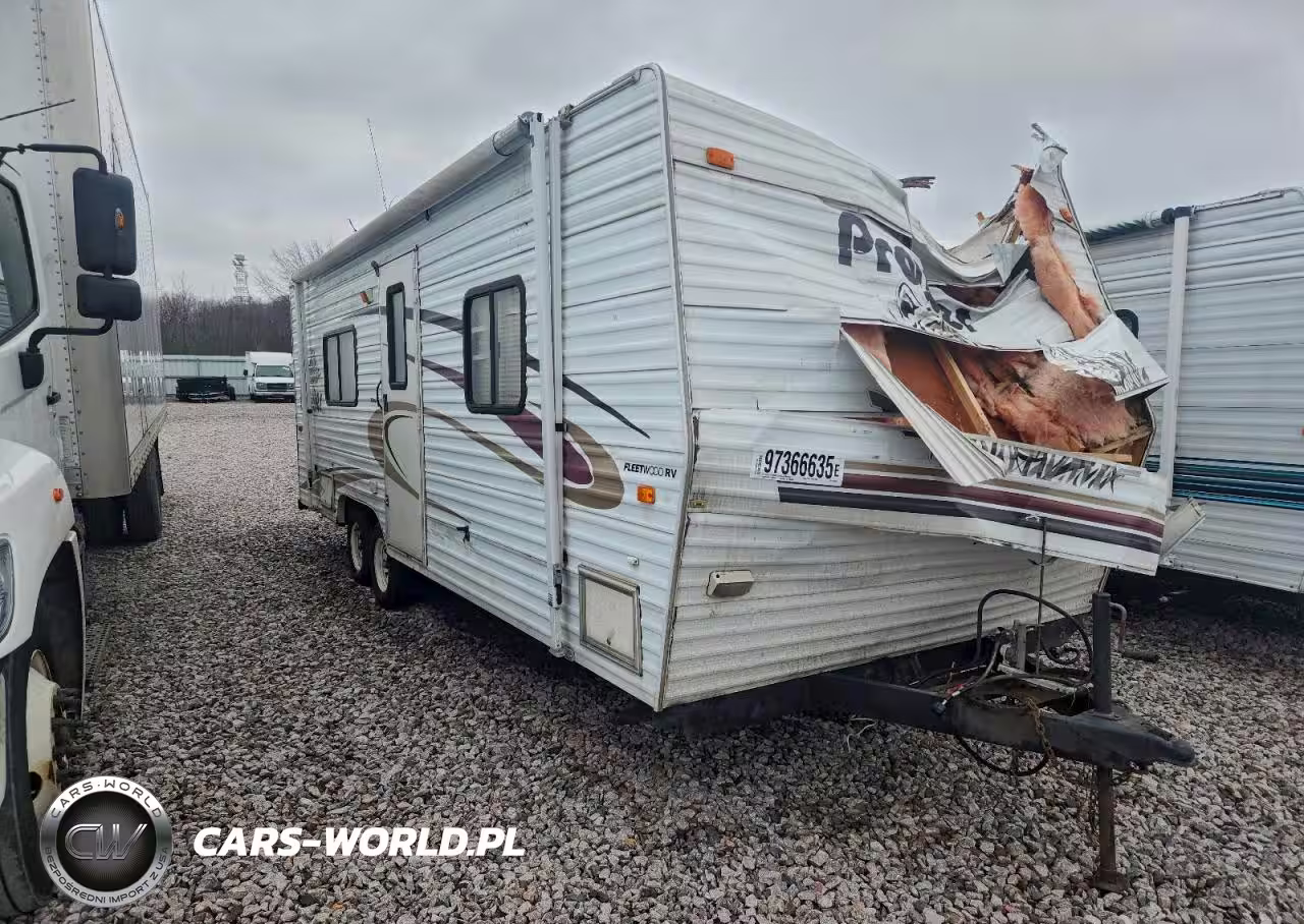 2004 Fleetwood Prowler 25J