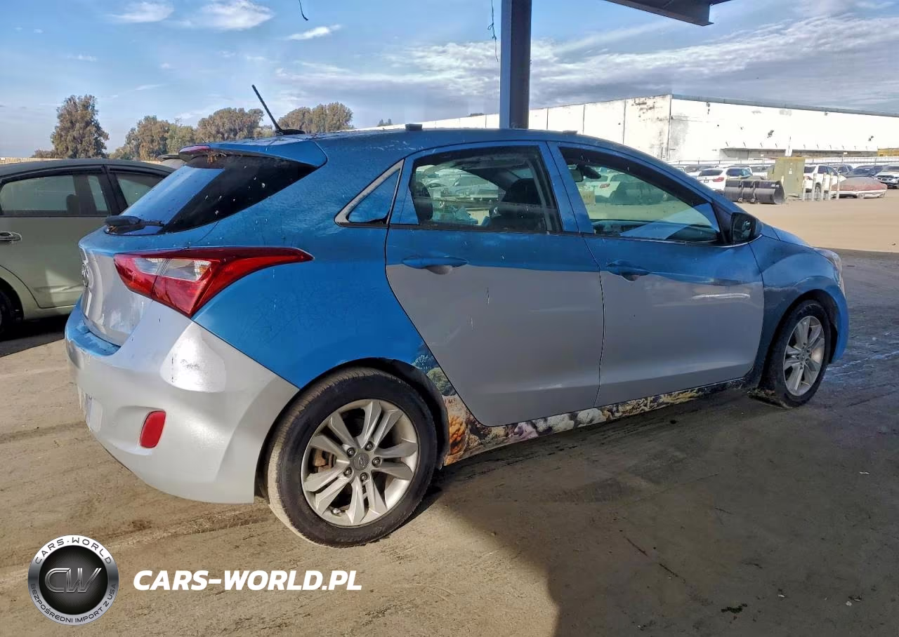 2016 Hyundai Elantra Gt VIN:KMHD35LH6GU305265 - 3