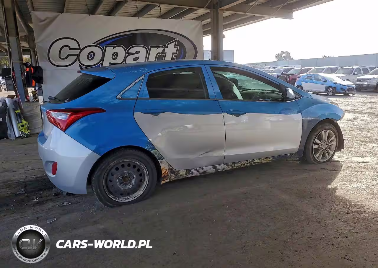 2016 Hyundai Elantra Gt VIN:KMHD35LH1GU305366 - 3