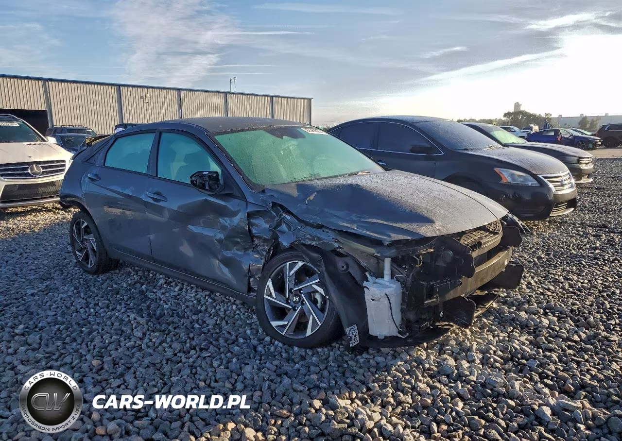 2025 Hyundai Elantra Sel Sport VIN:KMHLM4DG1SU054933 - 4