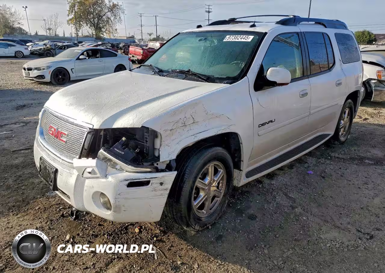 2005 GMC Envoy Denali Xl