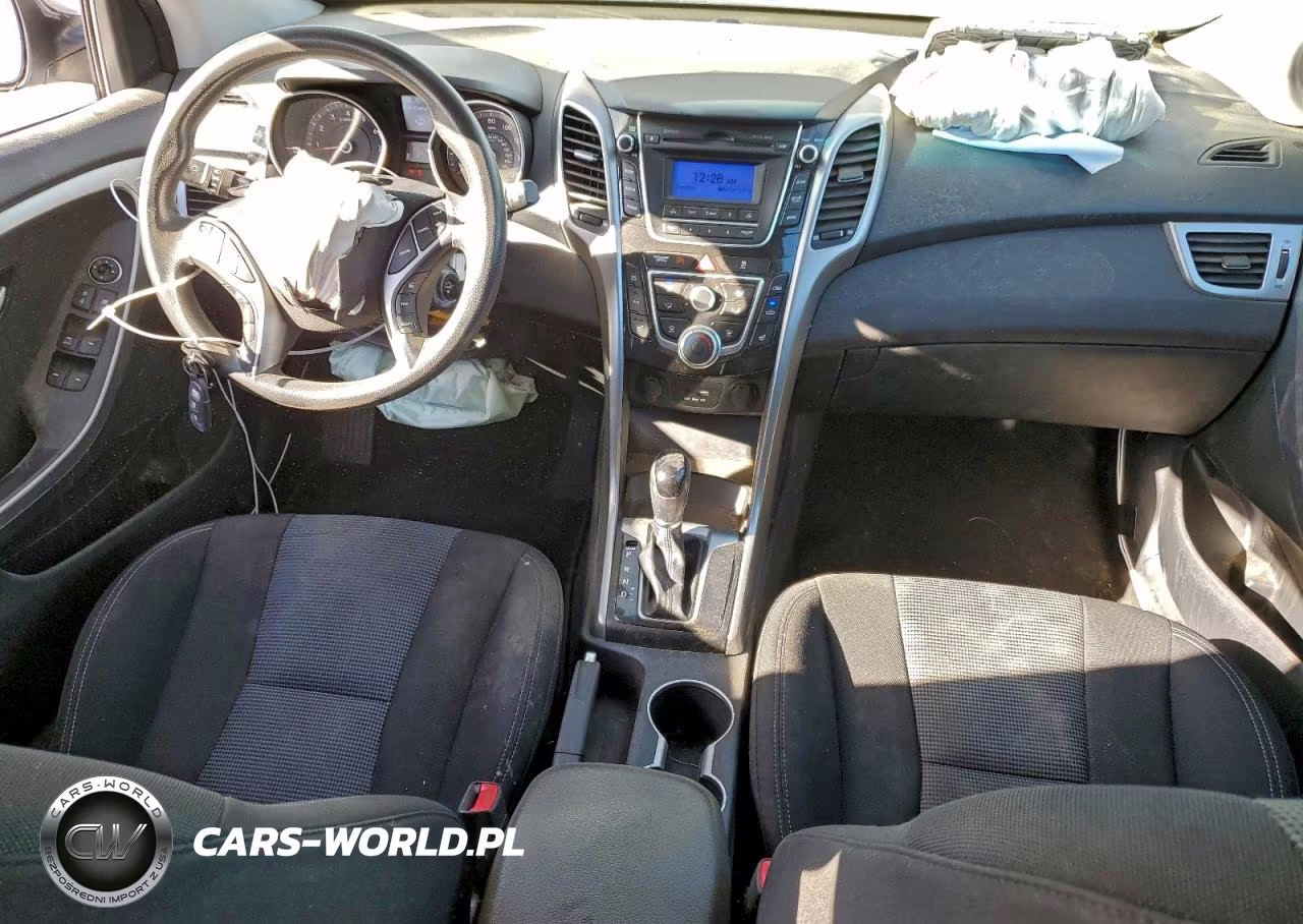 2016 Hyundai Elantra Gt VIN:KMHD35LH3GU305305 - 8