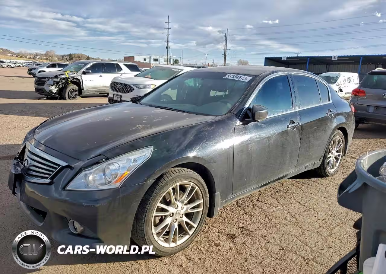 2013 Infiniti G37