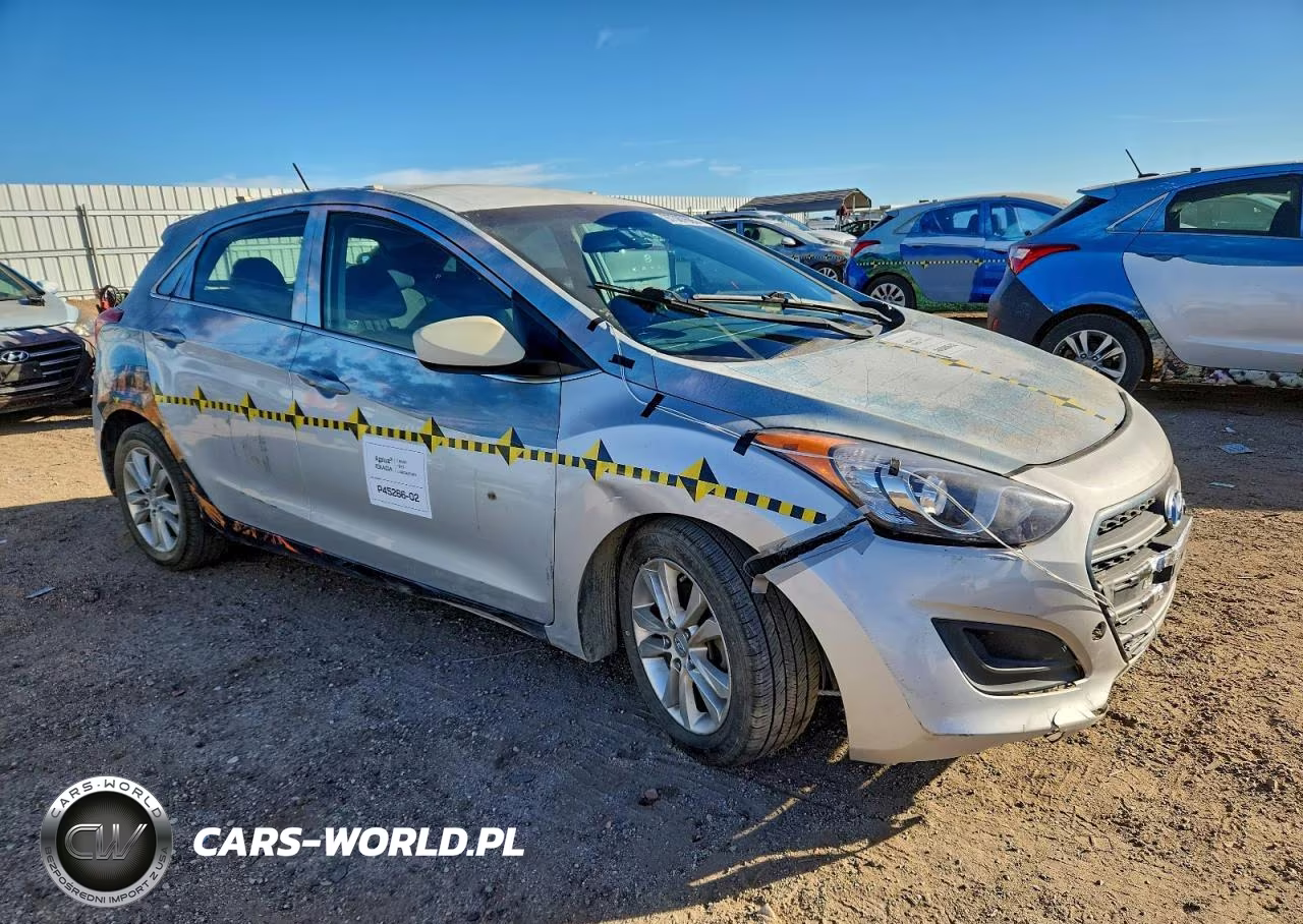2016 Hyundai Elantra Gt VIN:KMHD35LH5GU305158 - 4