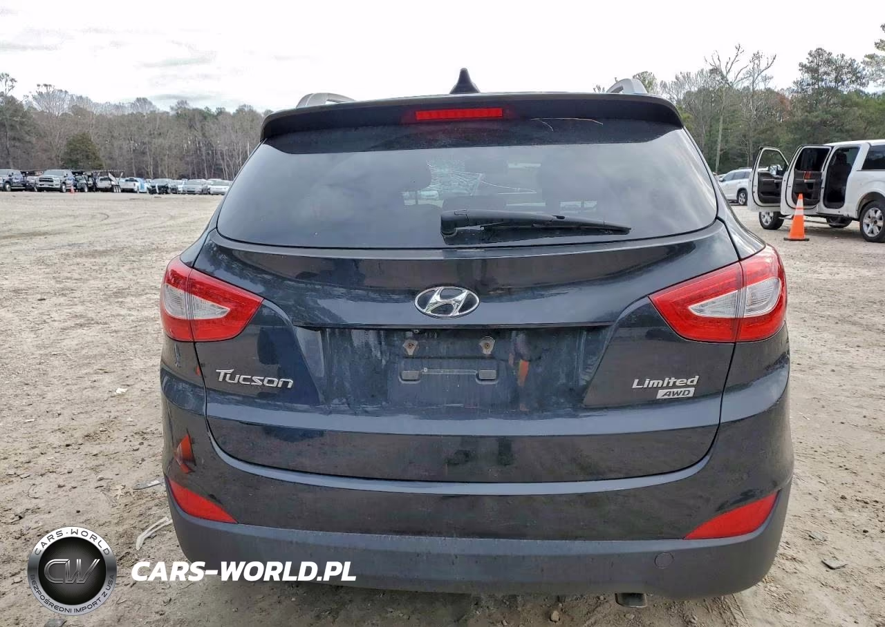 2015 Hyundai Tucson Limited VIN:KM8JUCAGXFU116180 - 6