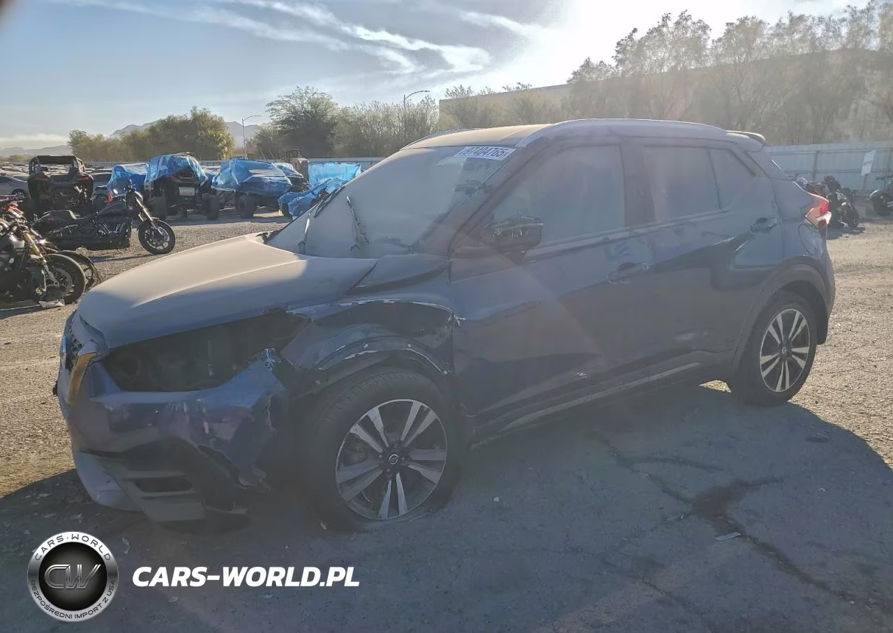2019 Nissan Kicks S