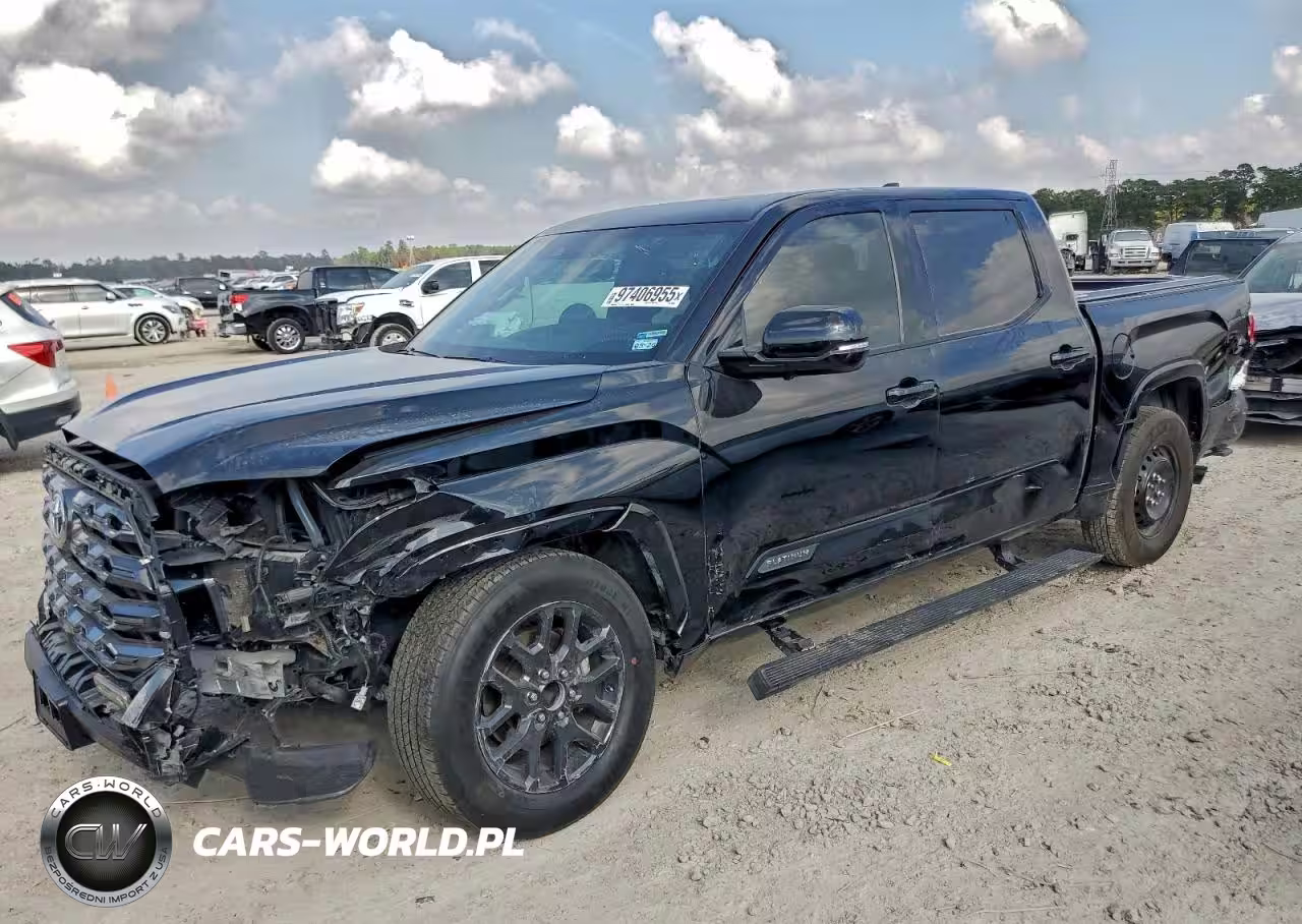 2023 Toyota Tundra Crewmax Platinum