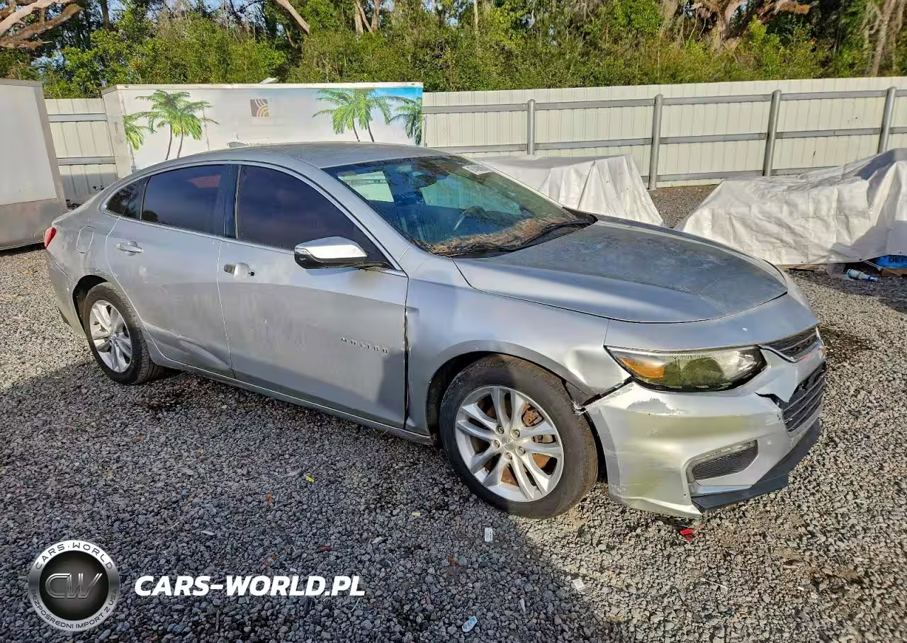 2017 Chevrolet Malibu Lt VIN:1G1ZE5ST8HF118229 - 4
