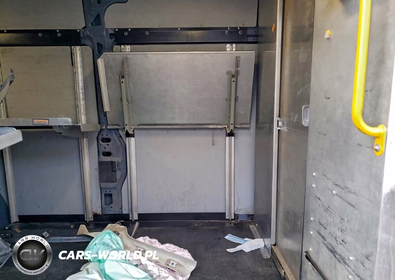 2021 Ram Promaster 3500 Delivery Van VIN:3C6MRVJG3ME580347 - 11