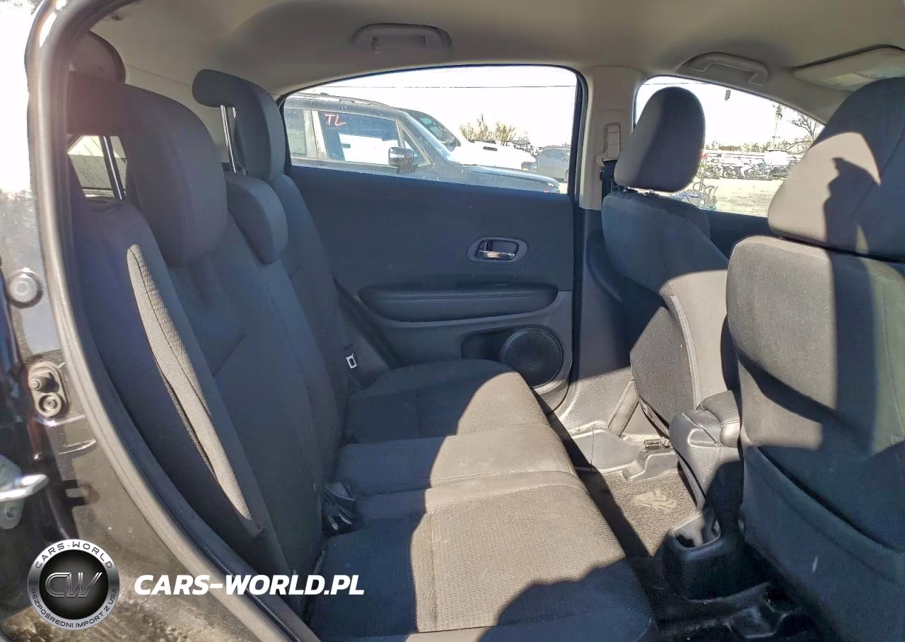 2021 Honda Hr-V Lx VIN:3CZRU6H30MM747253 - 11