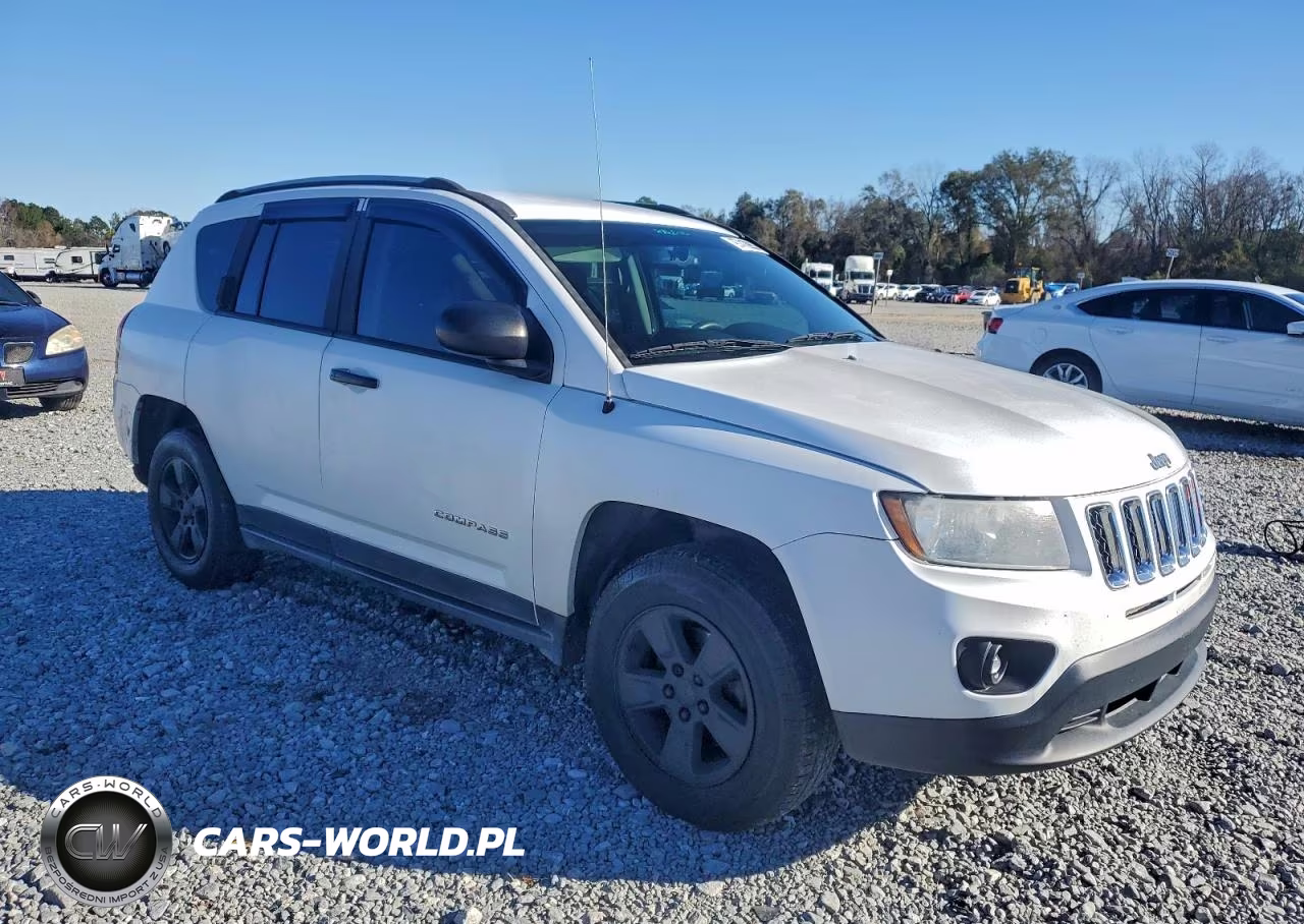 2016 Jeep Compass Sport VIN:1C4NJCBB2GD765099 - 4