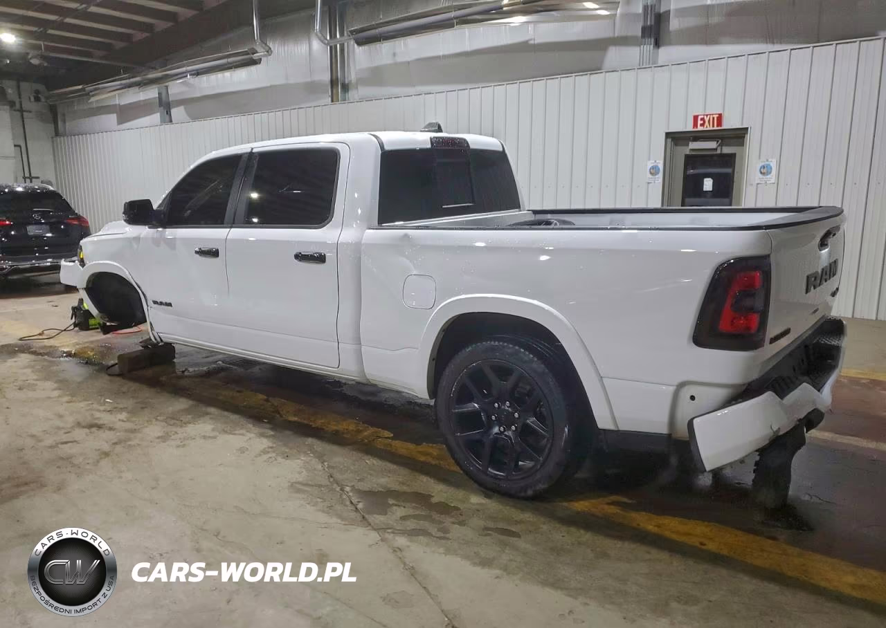2025 Ram 1500 Laramie VIN:1C6SRFRP0SN685275 - 2