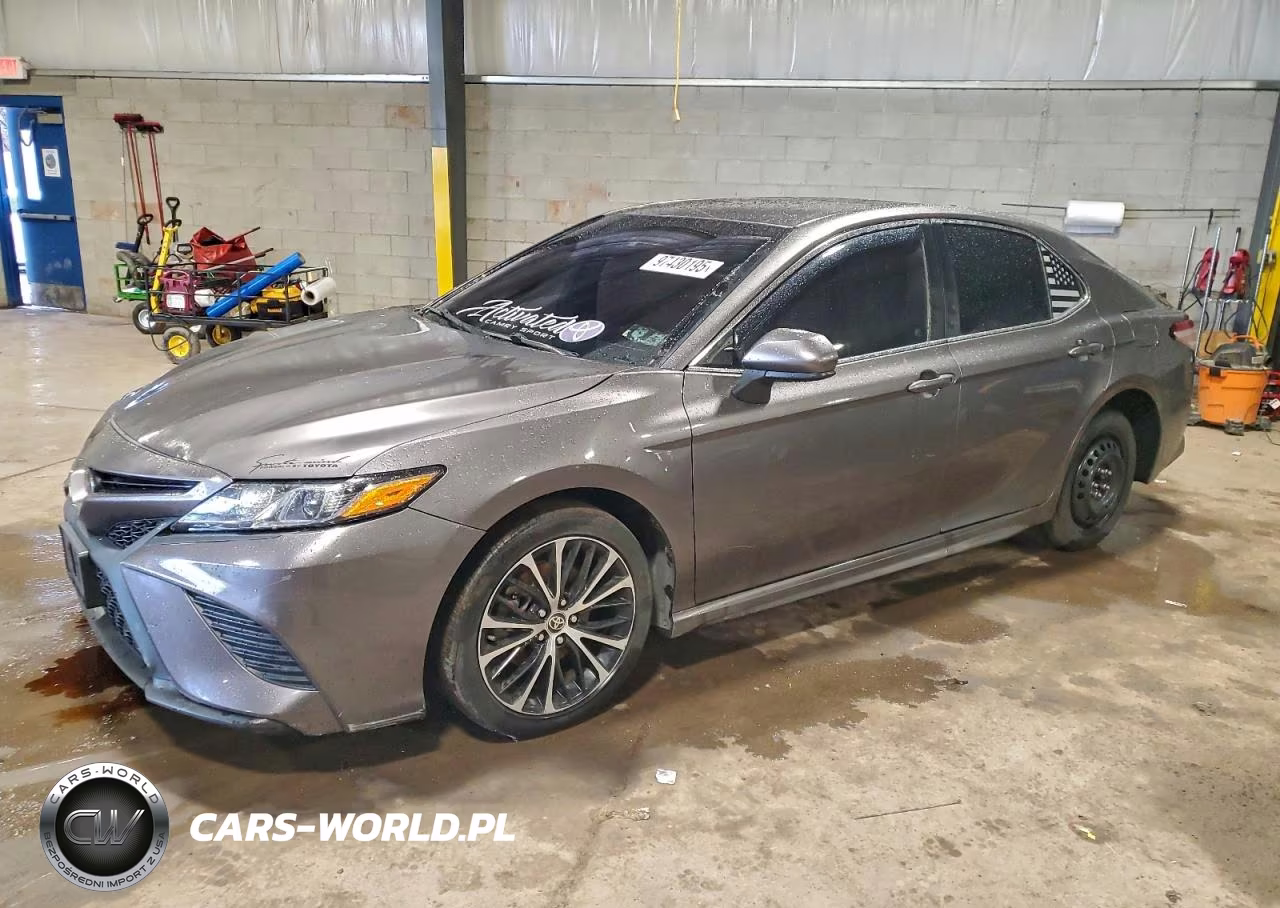 2020 Toyota Camry Se – zdjęcie 1 z 12