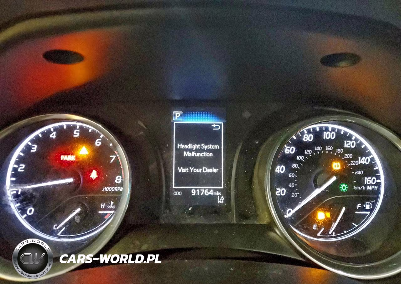 2020 Toyota Camry Se VIN:4T1G11AK2LU946207 - 9