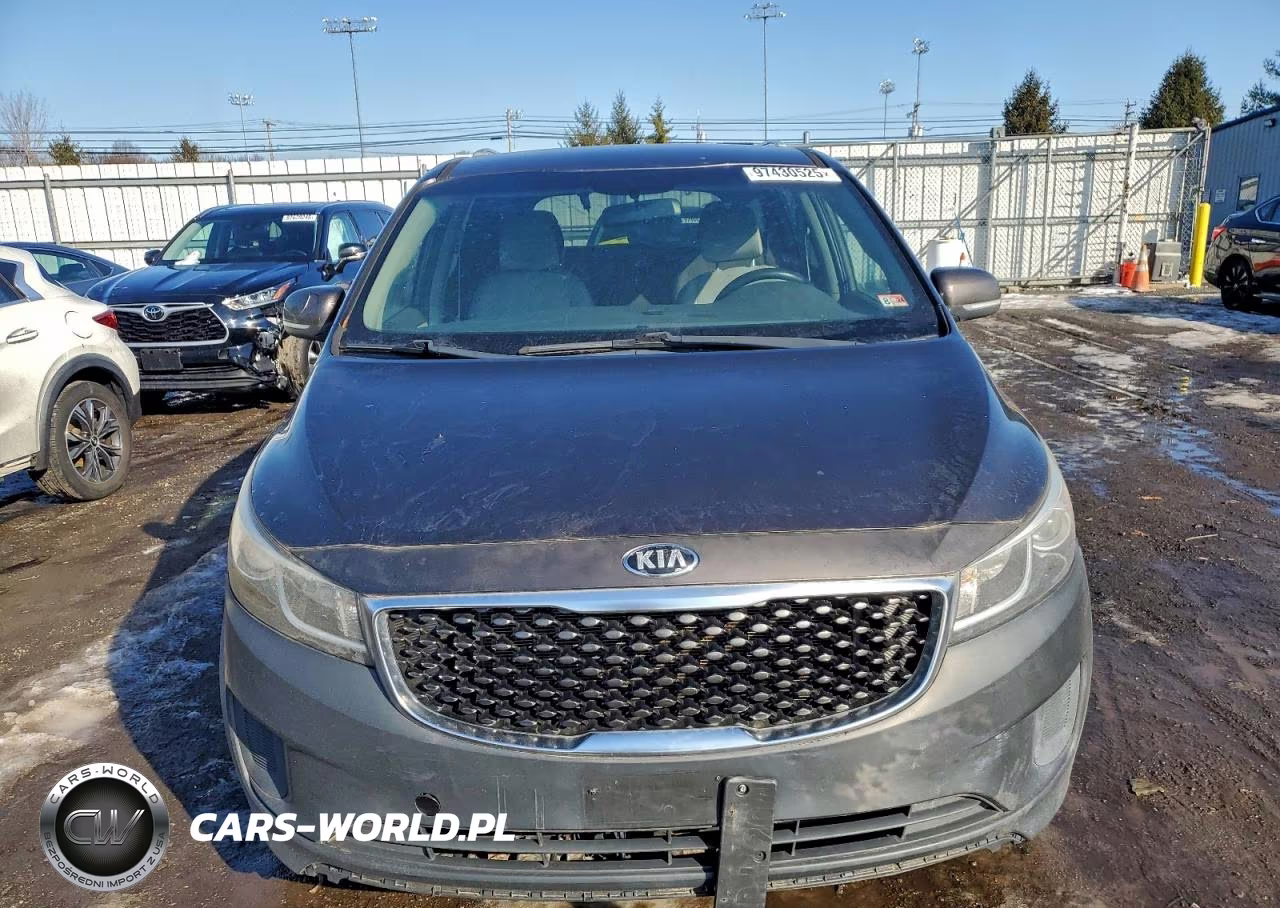 2016 Kia Sedona VIN:KNDMB5C1XG6166160 - 5