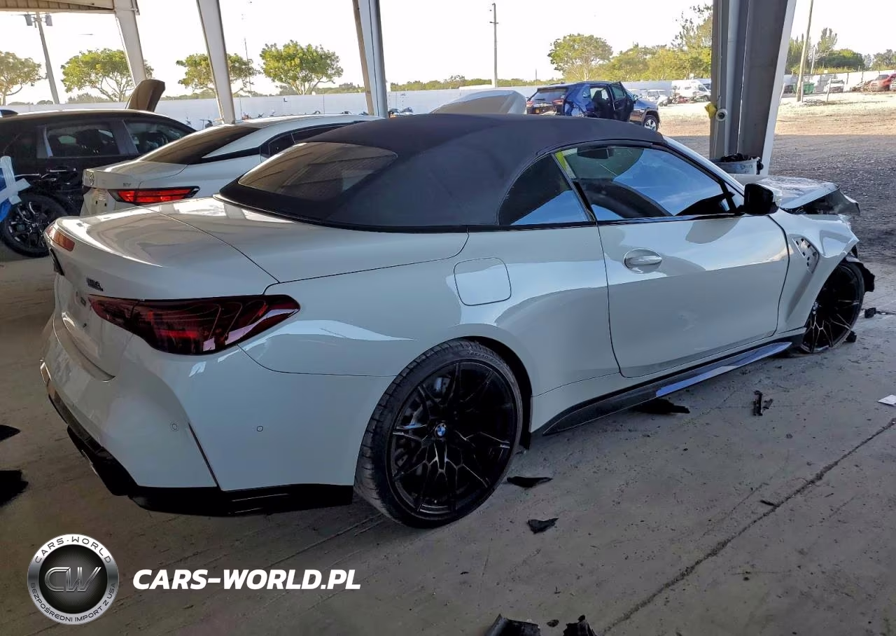 2025 BMW M4 Competition VIN:WBS43BA09SCU83128 - 3