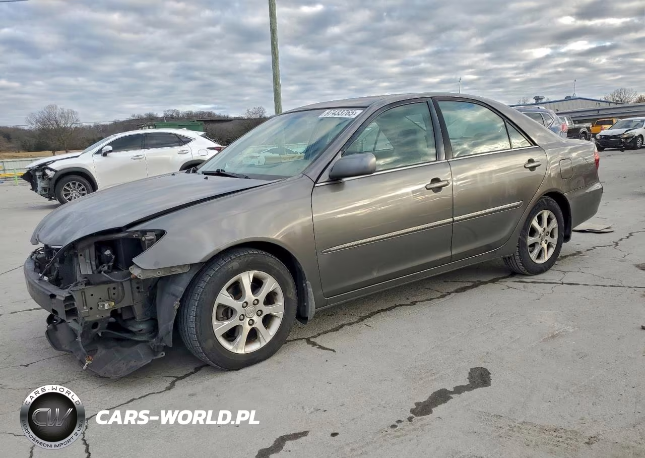 2005 Toyota Camry Le