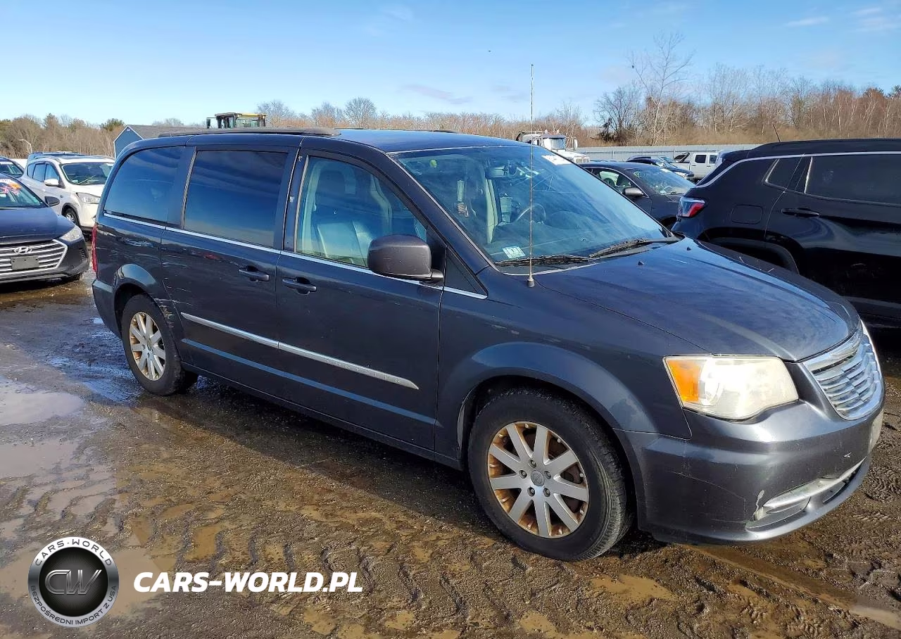 2014 Chrysler Town & Country Touring VIN:2C4RC1BGXER326500 - 4