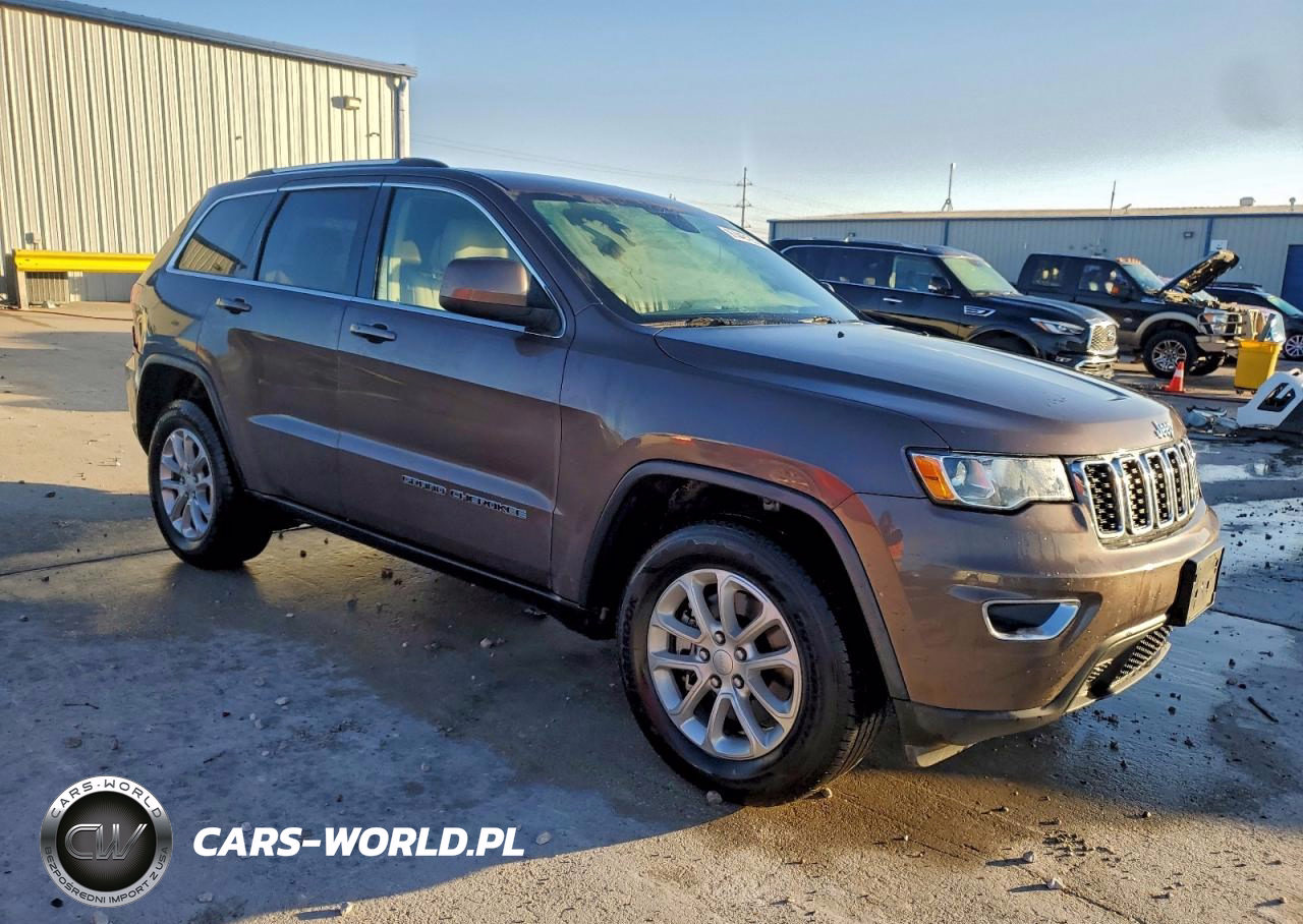 2021 Jeep Grand Cherokee Laredo VIN:1C4RJEAG9MC539833 - 4