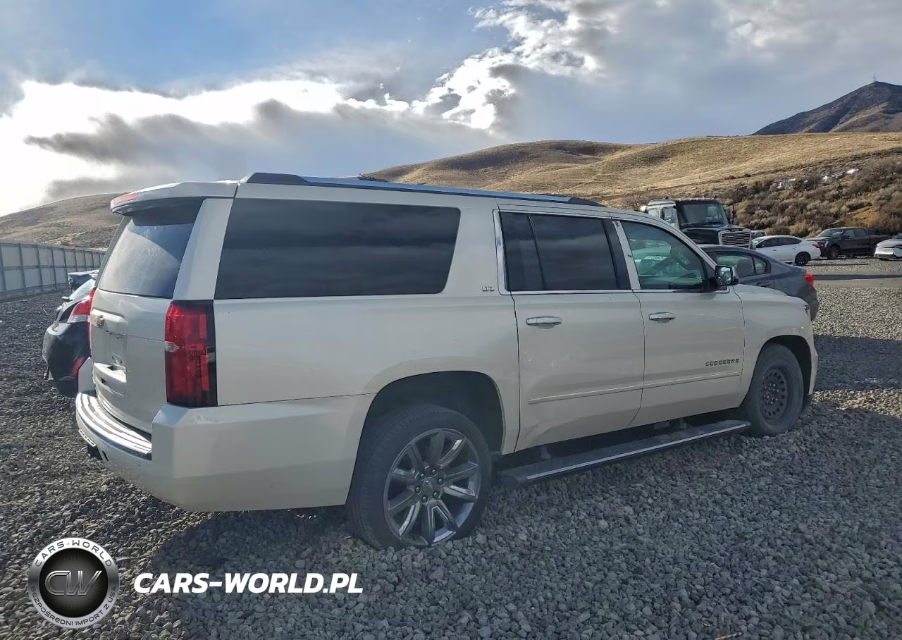 2015 Chevrolet Suburban K1500 Ltz VIN:1GNSKKKC0FR722490 - 3