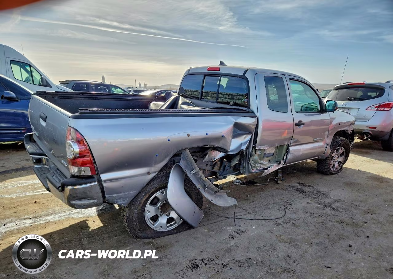 2015 Toyota Tacoma Access Cab VIN:5TFUX4EN5FX033021 - 3