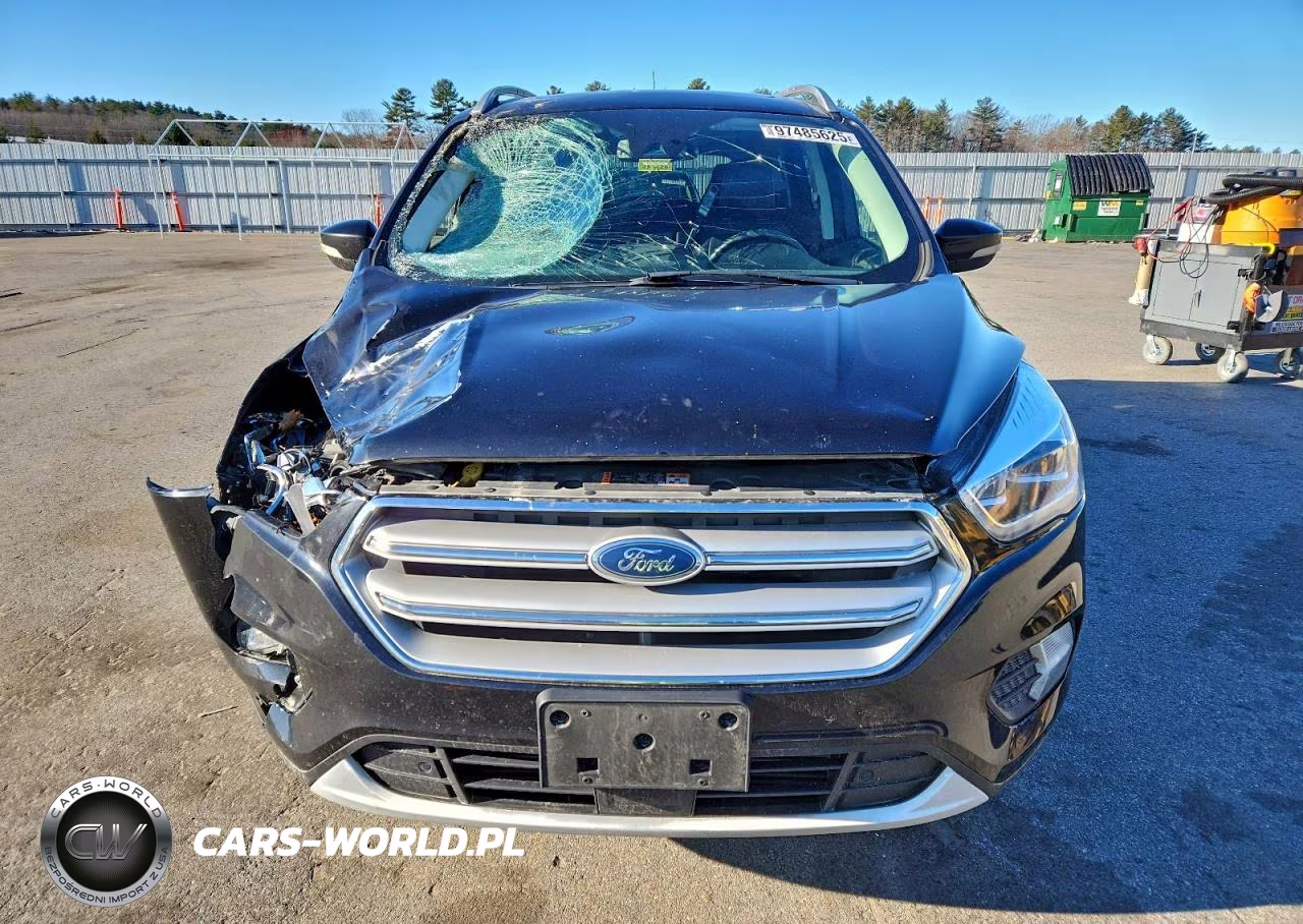 2019 Ford Escape Titanium VIN:1FMCU9J96KUC40275 - 5