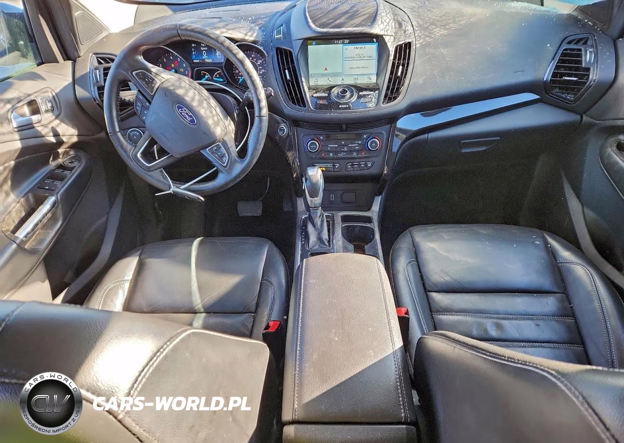 2019 Ford Escape Titanium VIN:1FMCU9J96KUC40275 - 8