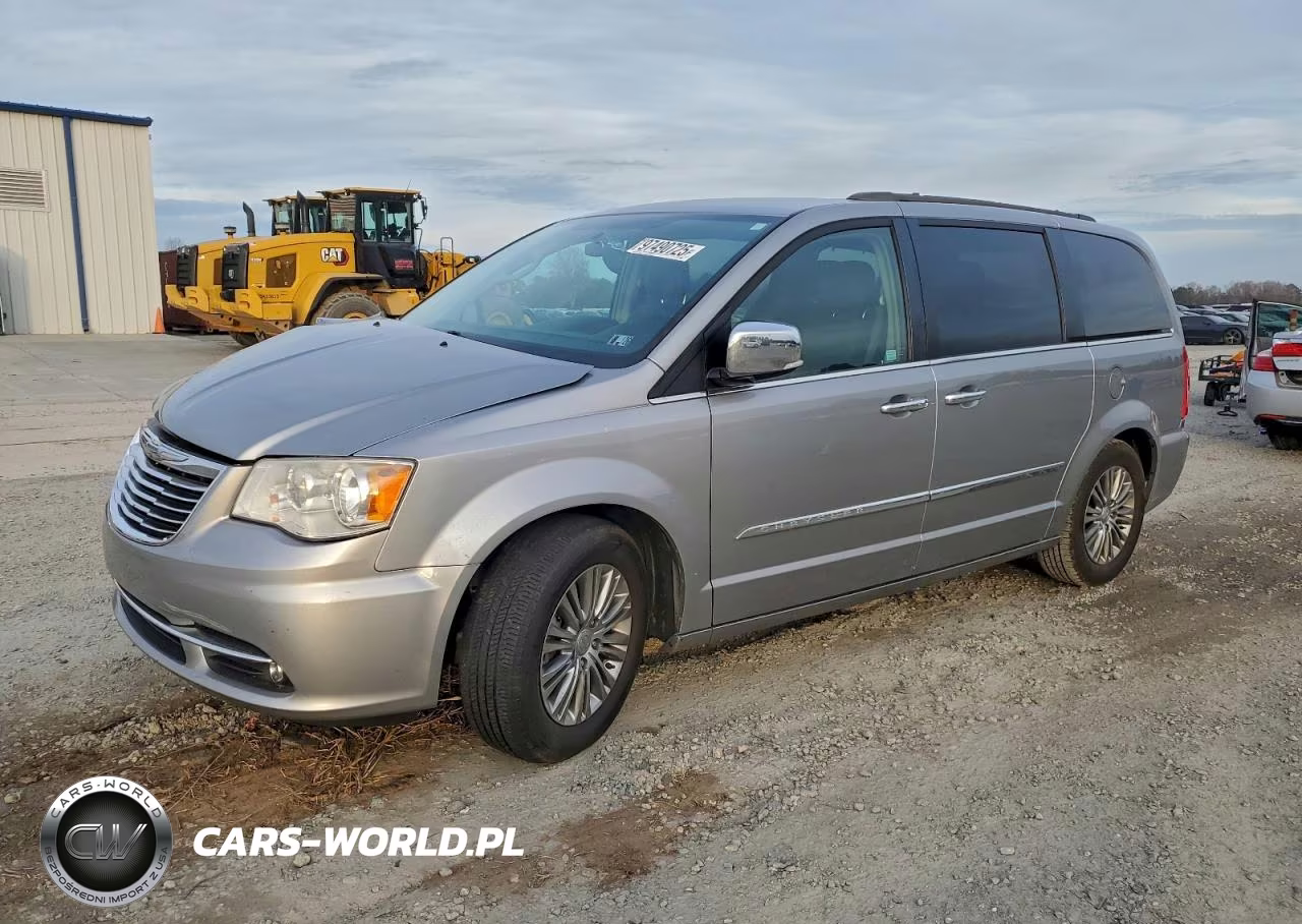2015 Chrysler Town & Country Touring L