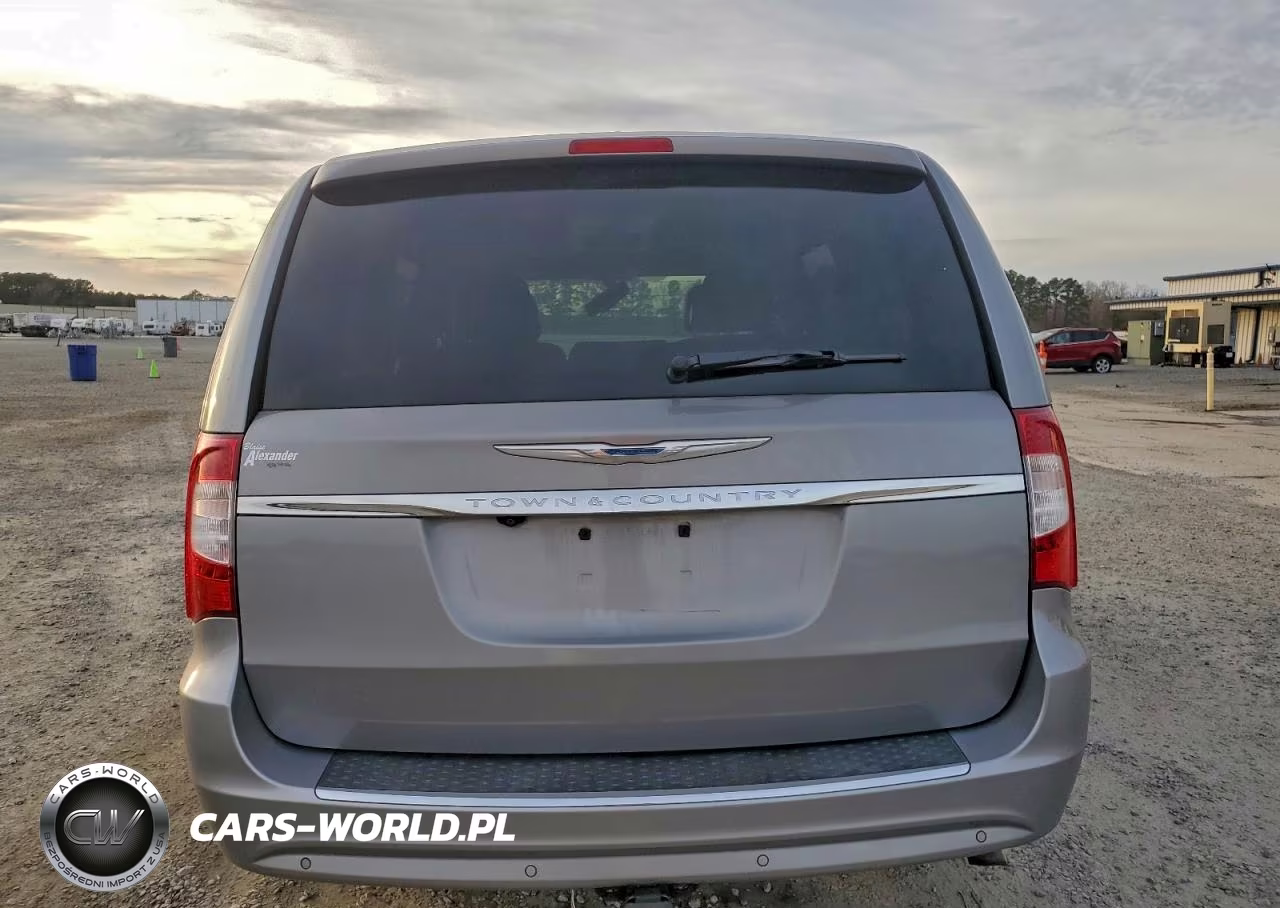 2015 Chrysler Town & Country Touring L VIN:2C4RC1CG7FR514388 - 6