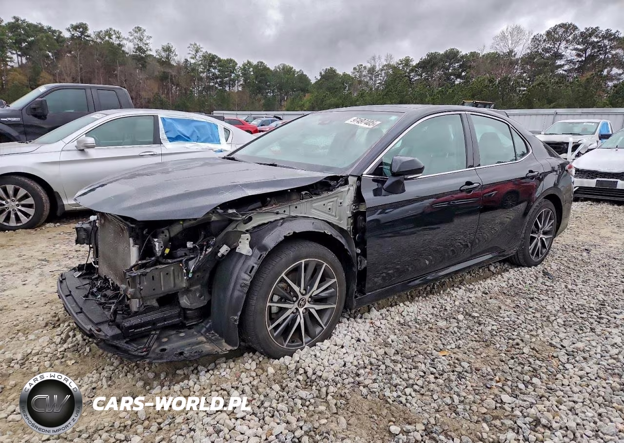 2024 Toyota Camry Xle – zdjęcie 1 z 13