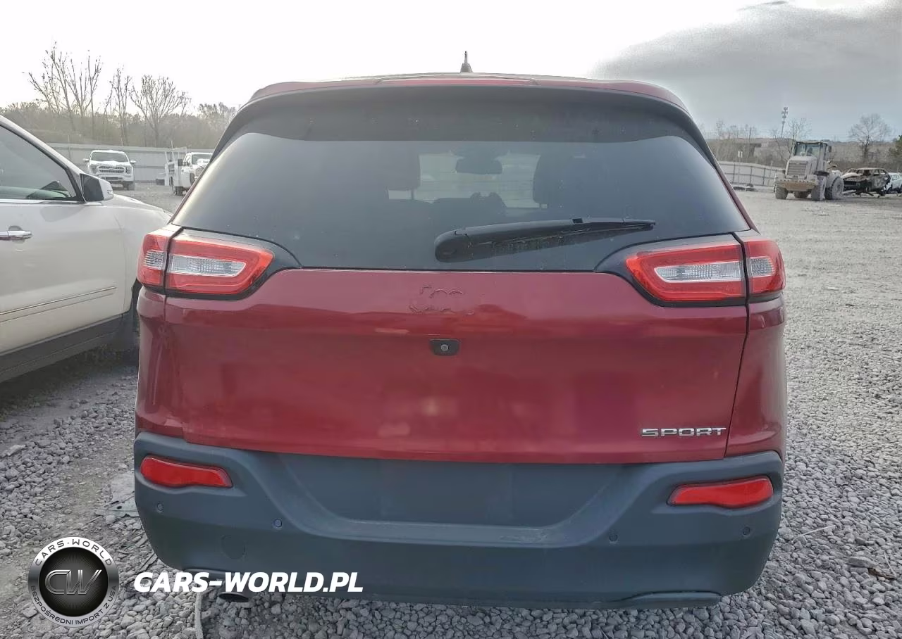 2015 Jeep Cherokee Sport VIN:1C4PJLABXFW662896 - 6