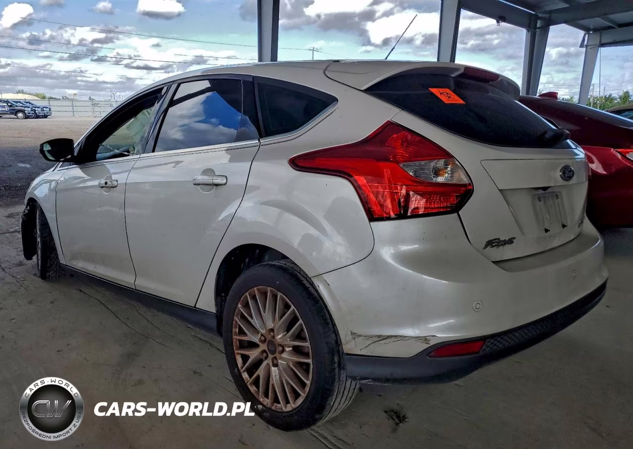 2014 Ford Focus Titanium VIN:1FADP3N25EL448156 - 2