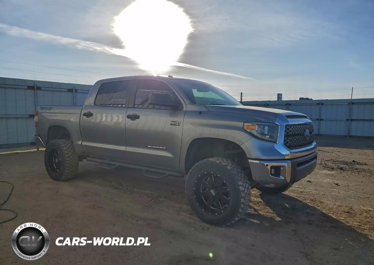 2018 Toyota Tundra Crewmax Sr5 VIN:5TFDY5F13JX739055 - 4