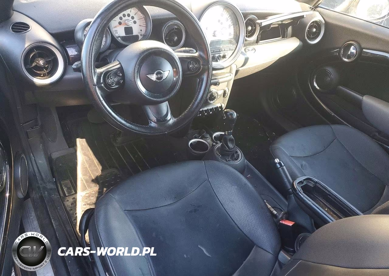 2011 Mini Cooper VIN:WMWZN3C52BT133195 - 8
