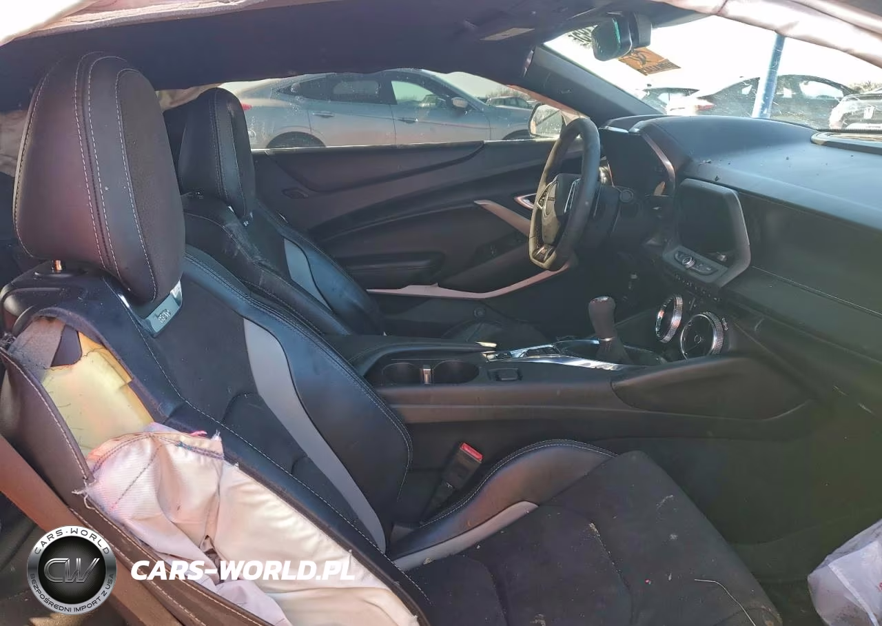 2018 Chevrolet Camaro Ss VIN:1G1FE1R79J0156873 - 10