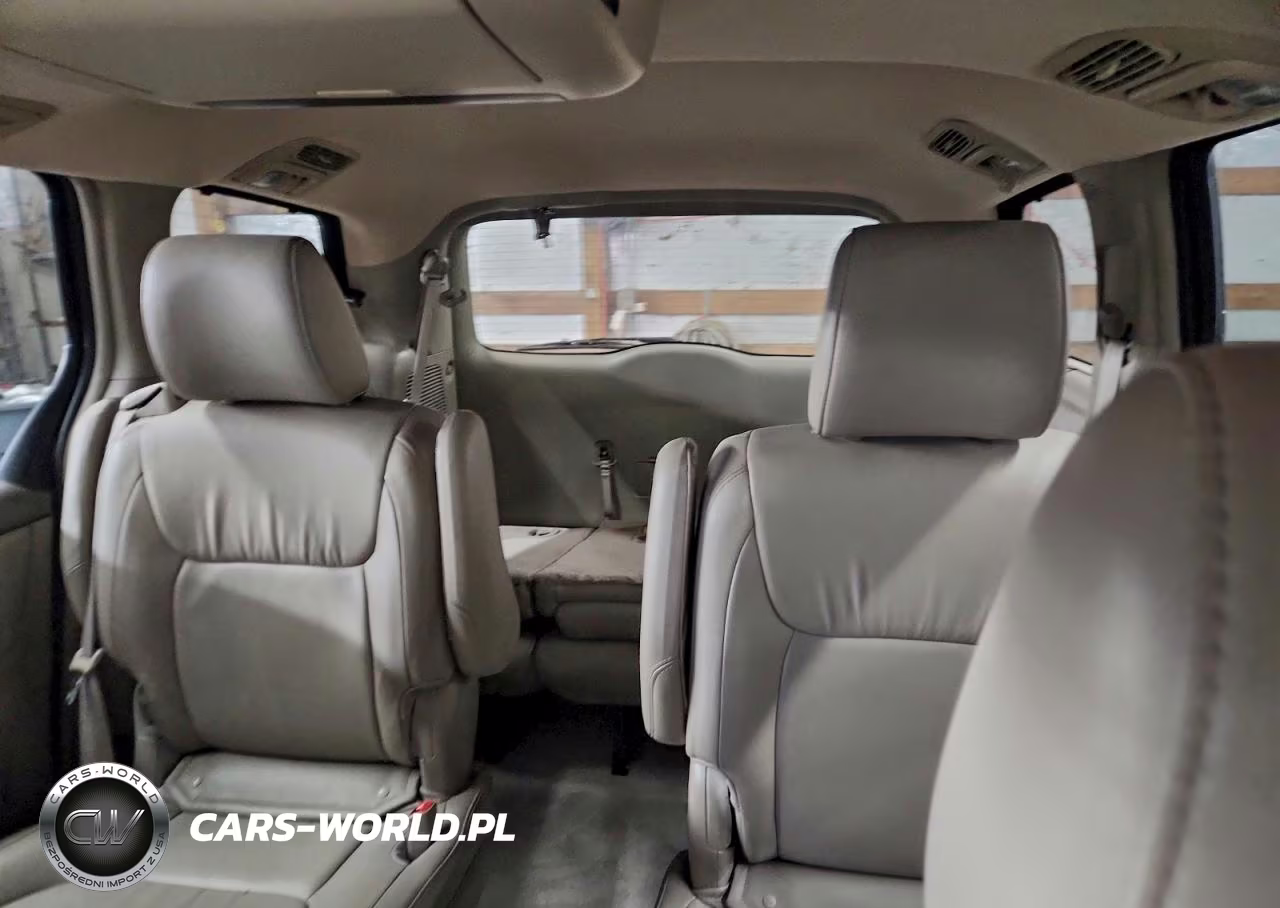 2009 Toyota Sienna Limited VIN:5TDBK22C29S025174 - 10