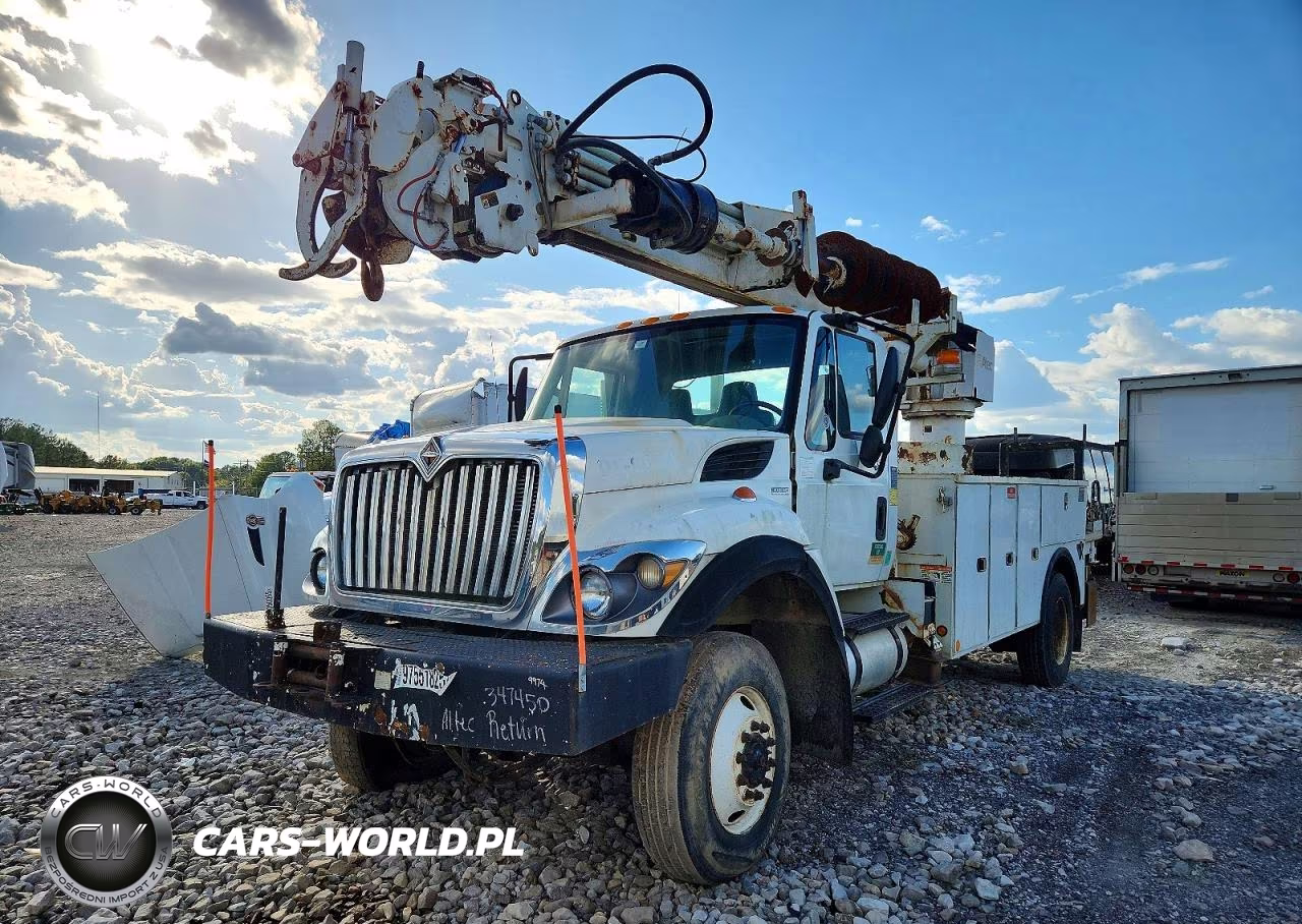 2011 International 7300 Digger Derrick Truck VIN:1HTWBAAN8BJ319974 - 3